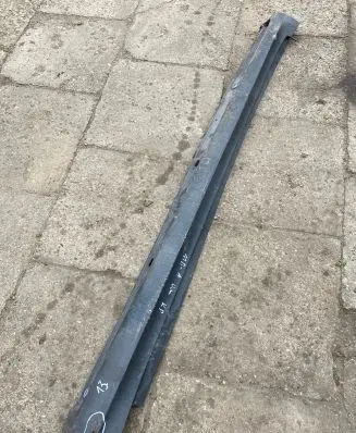 Mercedes-Benz A W169 Front sill (body part) 