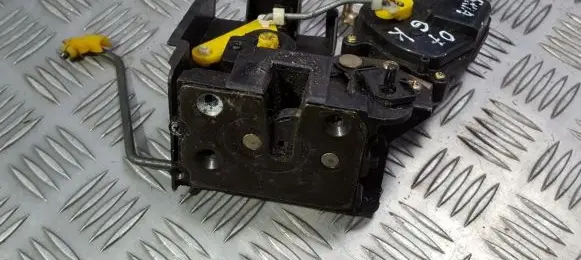 KIA Rio Rear door lock 2xirl