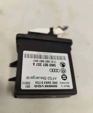 Volkswagen Touran I Light module LCM 5M0907357A 5WK49172A 70120070001