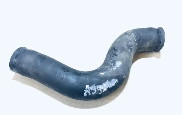 Honda CR-V Intercooler hose/pipe
