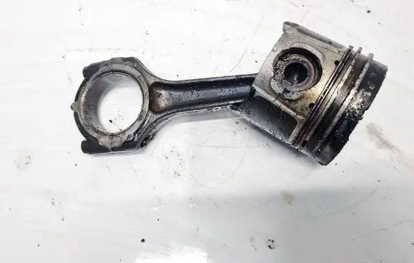 Renault Scenic I Piston with connecting rod 