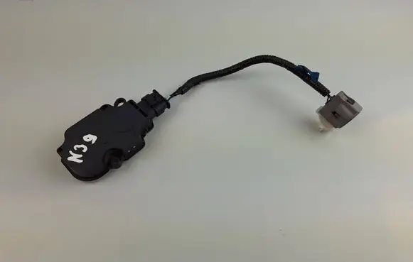 Subaru Forester SK Radiator active air flap actuator 131688800043 T83620B