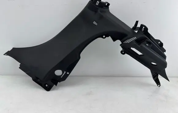 Trunk/boot lower side trim panel