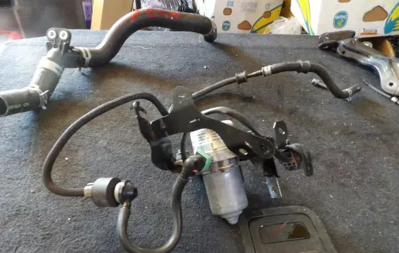 Mazda MX-5 ND Vacuum pump N243437
