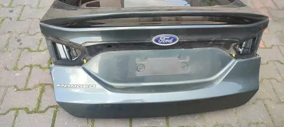 Ford Mondeo MK V Tailgate/trunk/boot lid
