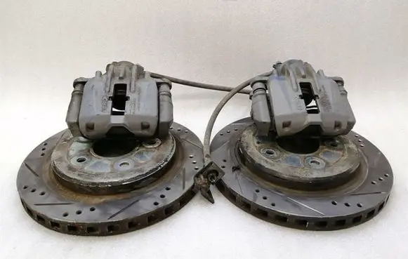 Chevrolet Corvette Rear brake caliper 89060329