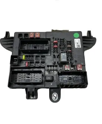 Opel Insignia A Fuse module 13277322