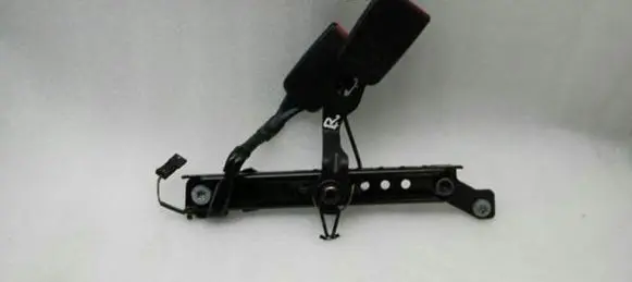 Mercedes-Benz S W221 Rear seatbelt buckle A2218602269