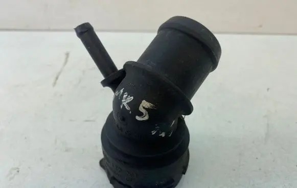 Volkswagen Golf V Engine coolant pipe/hose 6Q0122291E