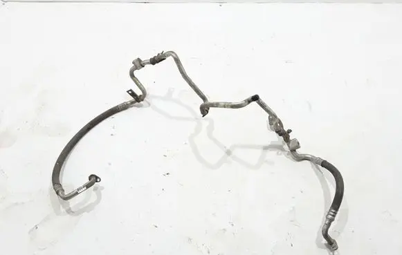 Opel Vivaro Air conditioning (A/C) pipe/hose 924802094R
