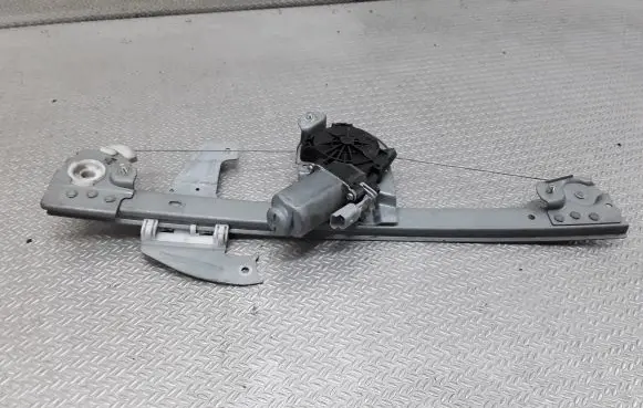 Toyota Aygo AB10 Front door window regulator with motor ARM69810