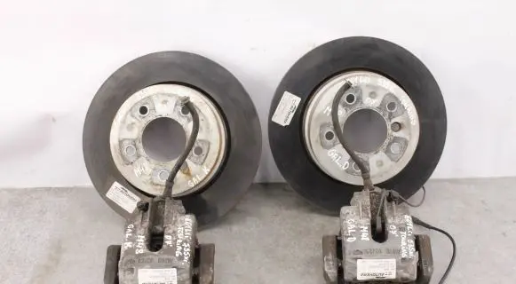 BMW 5 E60 E61 Brake discs and calipers set 6758057 34216758057 6758058