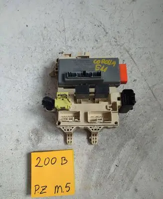 Toyota Corolla Verso E110 Fuse box set 8264112150