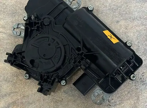 Audi Q7 4M Tailgate boot lock/latch motor 4M0827887D