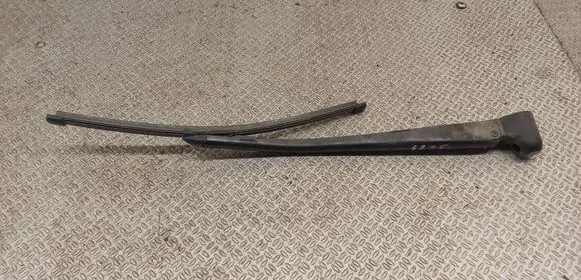 BMW 1 E81 E87 Rear wiper blade arm 