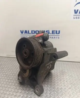 Iveco Daily 35.8 - 9 Power steering pump 504238603 26115970