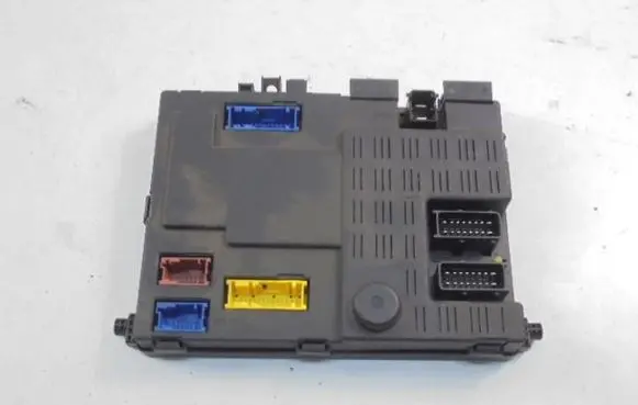 Citroen Xsara Picasso Fuse box set 9644648780
