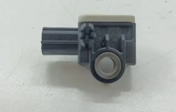 Ford Focus Airbag deployment crash/impact sensor AMT14B342