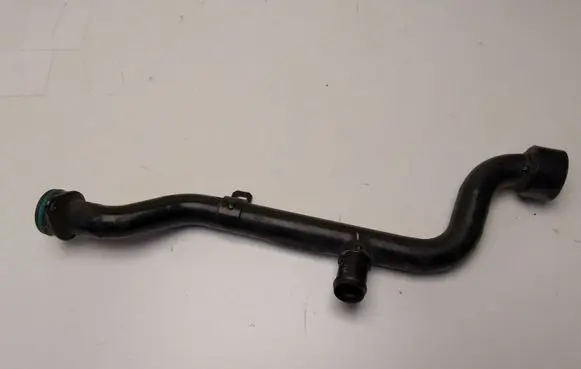 Audi A8 S8 D3 4E Engine coolant pipe/hose 057121075T