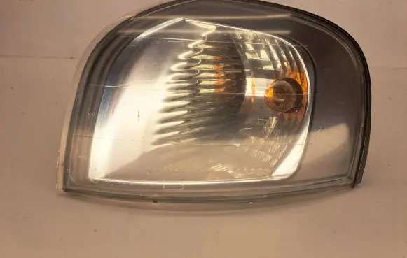 Front indicator light