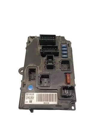 Peugeot 407 Fuse module 9656148180 BSCA0400 S120017001H