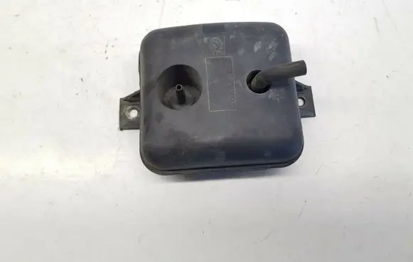 Opel Astra J Vacuum air tank 