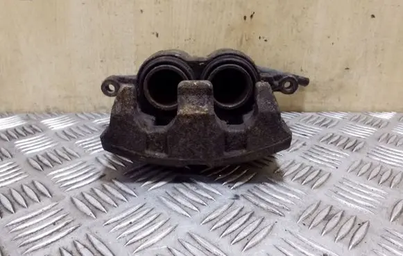 Nissan X-Trail T30 Front brake caliper