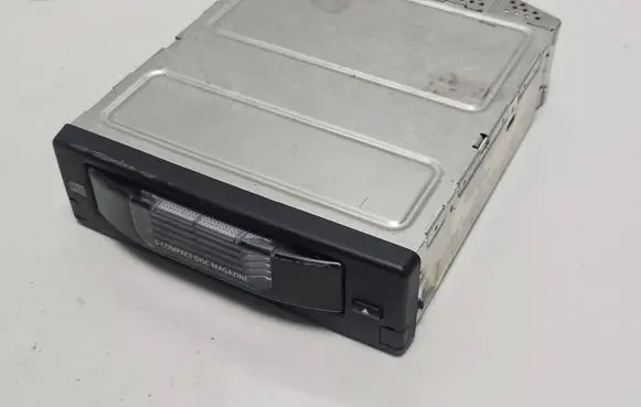 BMW 5 E60 E61 CD/DVD changer 9131850 020469 AL6021A0471590