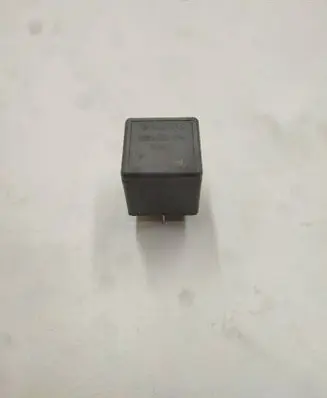 Volvo S70 V70 V70 XC Other relay 9494424 V23134B52X36