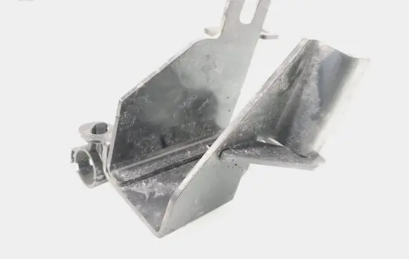 Peugeot Partner III A/C compressor mount bracket 98411217 9841121780