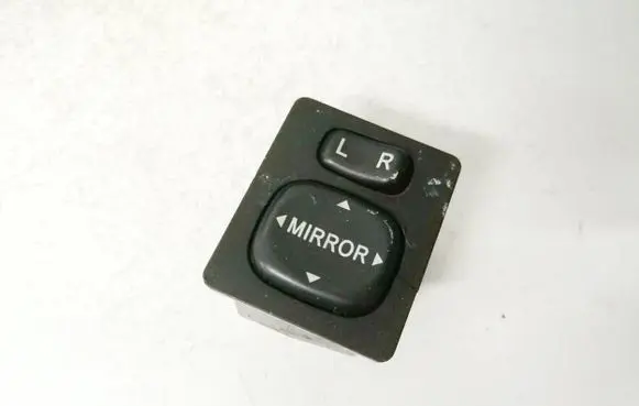 Toyota Yaris Wing mirror switch 769746f 183574