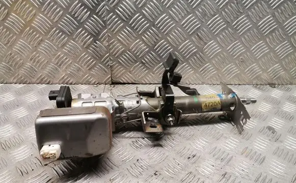 Toyota Corolla Verso AR10 Steering wheel lock 