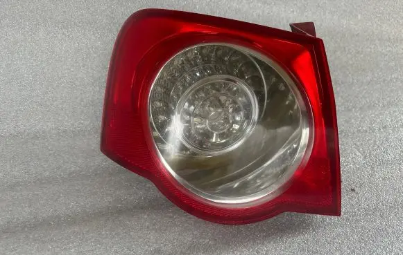 Volkswagen PASSAT B6 Rear/tail lights 3C5945095C