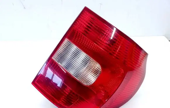 Skoda Yeti (5L) Rear/tail lights 5L0945096