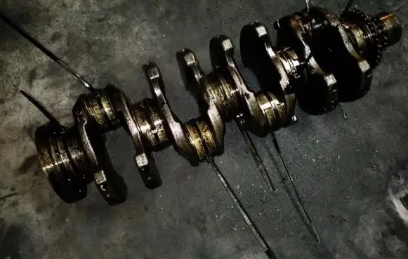 Ford Mondeo Mk III Crankshaft 