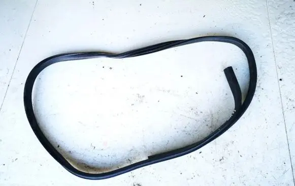 Ford Mondeo MK IV Rubber seal rear door 