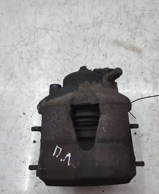 Volkswagen Golf VI Front brake caliper