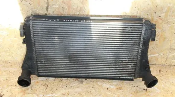 Skoda Octavia Mk2 (1Z) Intercooler radiator