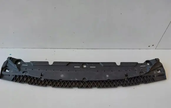 Audi TT TTS RS Mk3 8S Front bumper skid plate/under tray 8S0807233
