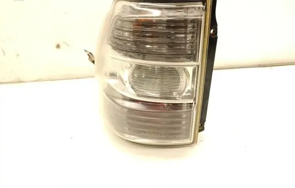 Mitsubishi Pajero Rear/tail lights
