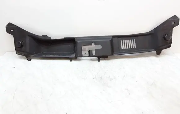 Top upper radiator support slam panel