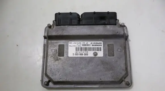 Volkswagen Polo Engine control unit/module ECU