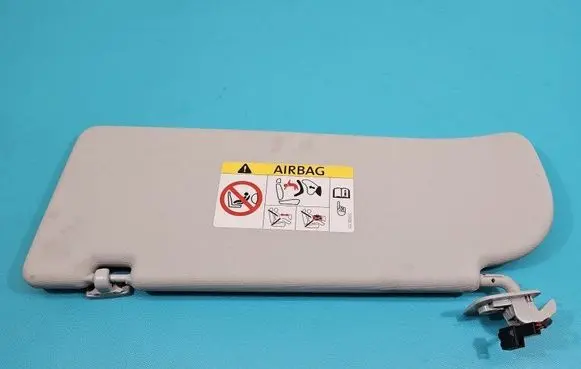Sun visor