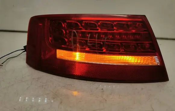 Audi A5 8T 8F Rear/tail lights 8t0945095b