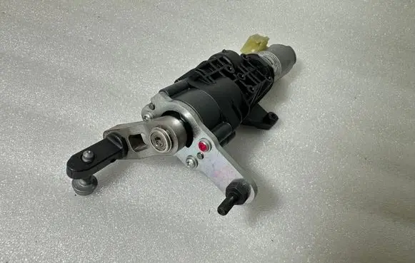 Audi A6 S6 C7 4G Tailgate/trunk/boot lift motor 4G9827852E 0390204123