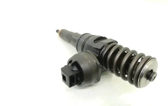 Fuel injector