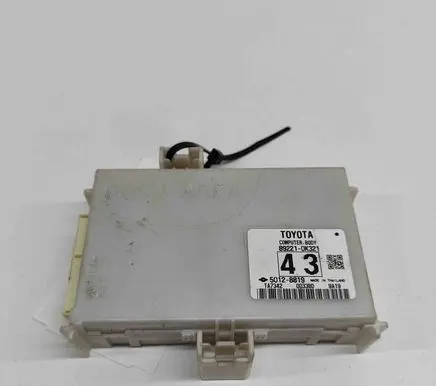Toyota Hilux (AN120, AN130) Central body control module 50128819 892210K321