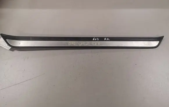 Peugeot 607 Front sill trim cover 9629149577