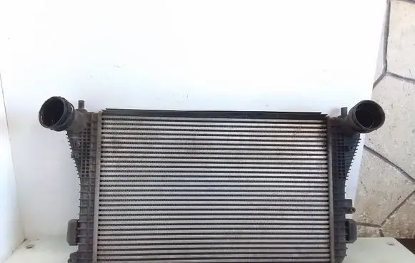 Skoda Octavia Mk2 (1Z) Intercooler radiator