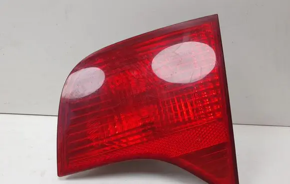Audi A4 S4 B7 8E 8H Tailgate rear/tail lights 8E5945094